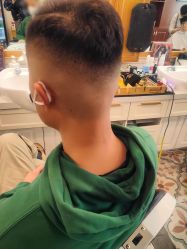 -韦恩先生Barbershop英式男士理发馆