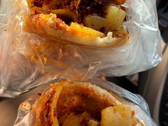 -老鼓楼麻辣烫夹馍