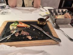 -龙虾酒吧扒房(宁波香格里拉店)