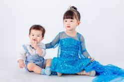 -小熊维尼高端儿童摄影(宝安旗舰店)