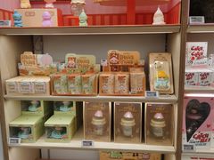 -泡泡玛特POPMART(杭州乐堤港店)