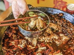 -鸿顺老铁锅美蛙鱼府(解放碑店)