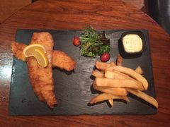 -Hooley's活利仕西餐厅(珠江新城店)