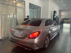 -天津波士信达奔驰4S店(卫津南路店)