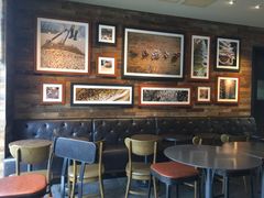 大堂-星巴克(济南美莲广场店)