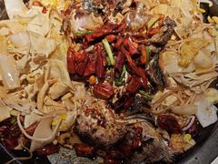 -鸣记脆皮烤鱼·海鲜烤鱼(三八广场店)