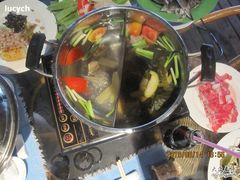 IMG_0478-渔家火锅·海鲜自助餐·演艺(亚龙湾天域酒店)