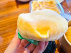 咸蛋黄流心雪媚娘-迦南(杭州东站万象汇店)