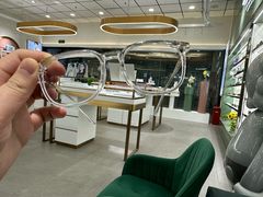 -GOOMI久米眼镜·蔡司·依视路·明月官方授权店(龙德紫金店)