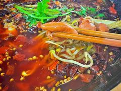 -鸿顺老铁锅美蛙鱼府(解放碑店)