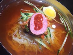 -啊美丽炭火烤肉(滑翔一店)