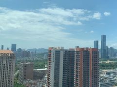 -华强广场酒店-椰香高空自助餐厅