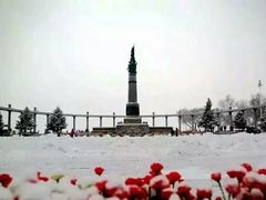 -人民防洪胜利纪念塔