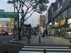 -Galleria百货店名品馆