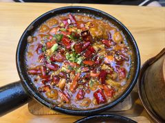 -有红鸡毛店·砂锅菜(抚琴夜市店)