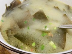 -聚鑫朋酸菜肥肠(文艺路口店)