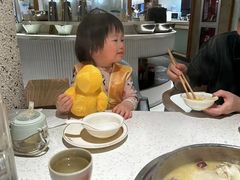 -三人行骨头王火锅(长寿店)