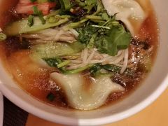 -上海西藏大厦万怡酒店Momo Cafe(徐汇店)