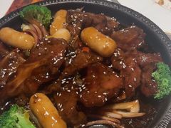 -八府香鸭·啫啫煲(华山路店)