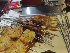 -破瓦寒窑·地摊烤羊排