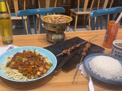 -西部马华清真兰州牛肉面·烧烤夜市(三里河店)