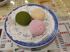 -广信牛奶甜品世家(台东店)