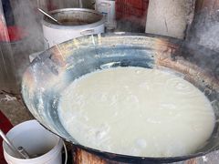-云南大锅豆浆店