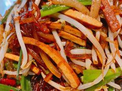 -吴越荣记苏州菜·松鼠桂鱼100%活鱼现做(斜塘老街店)