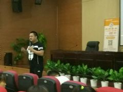 -上海市曹杨职业技术学校