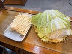 -地锅公社·现炒地锅鸡·地锅鱼·夜宵(罗锦路店)