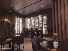 -wineapp葡萄酒餐吧(外滩金融中心店)