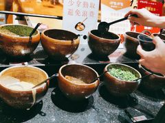 -呷哺呷哺(万达新世界店)