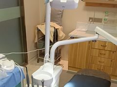 -上海仁爱医院口腔科 · 种植