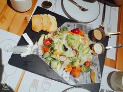 -张爱施法式西餐厅(汉街店)