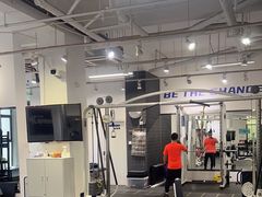 -汗水空间私教健身连锁(SM广场店)