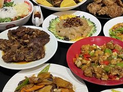 -红东阁东北菜烤肉酒馆(CROSS万象汇店)