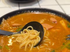 -肥汁米蘭香港米线(长宁来福士店)