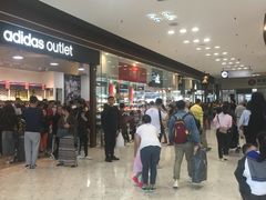 -东荟城名店仓