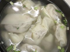 三鲜大馄饨-万寿斋(山阴路店)