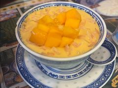 -广信牛奶甜品世家(台东店)