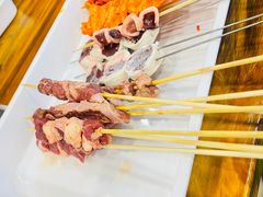 -哈尔滨小酒馆·鲜肉现穿自助烧烤(康新花园店)