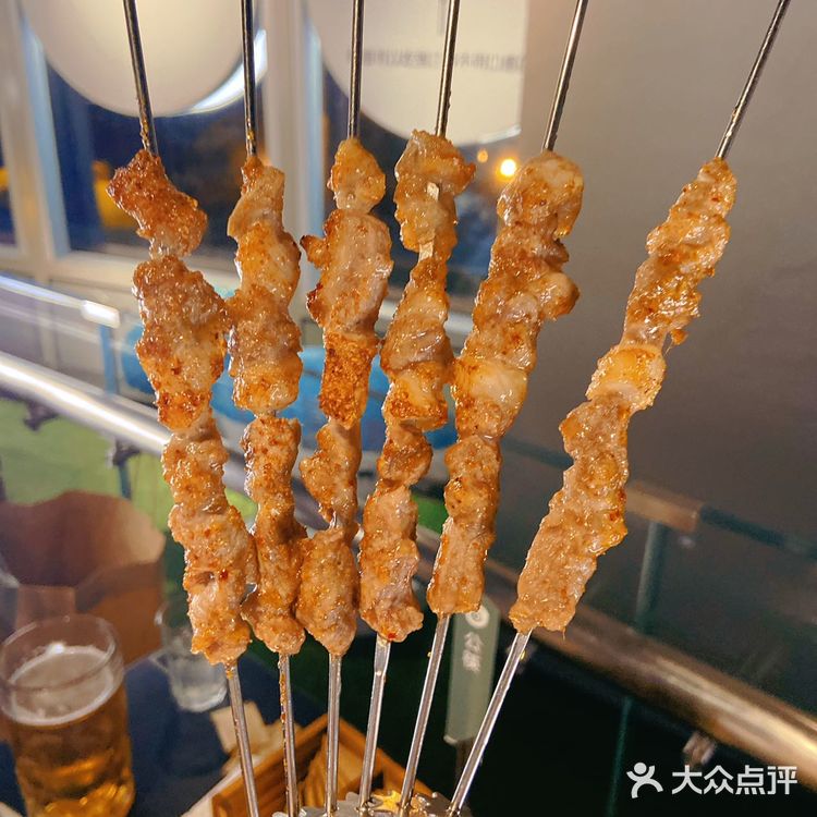 成年人真的需要一顿烧烤来度过秋天