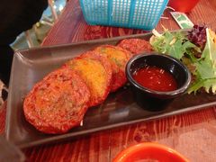 -Show Neua Thai Street Food