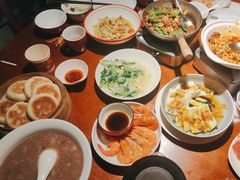 -湘西小馆(滨河路店)