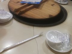 -三江鱼东北特色铁锅炖(骆驼店)