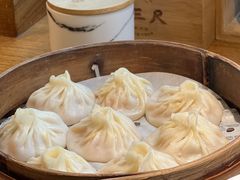 蟹粉小笼包-馋三尺蟹粉小笼(人民广场店)