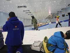 -广州热雪奇迹