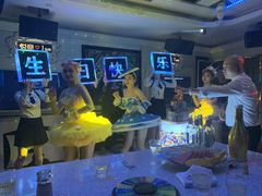 -W20 SHINING Party·K(悦豪和平路店)
