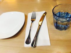 -必胜客(新中纬店)