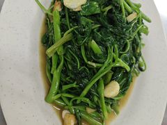 -明记烧鱼美味店